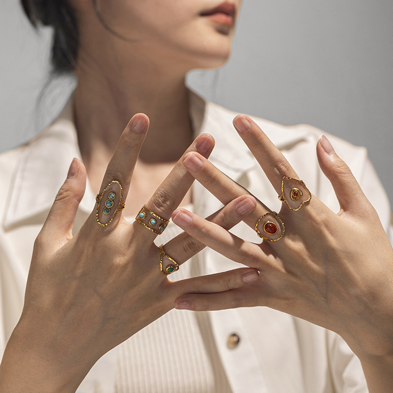 Anillo de acero inoxidable turquesa transfronterizo de TENA diseñado por mujeres nicho anillo de titanio no se desvanece joyería
