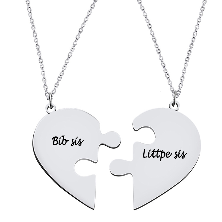 Rodinný darčekový set šperkov z dvoch, troch a štyroch kusov, kombinovaný s príveskom na kľúče, ktorý je možné gravírovať._voghion.com