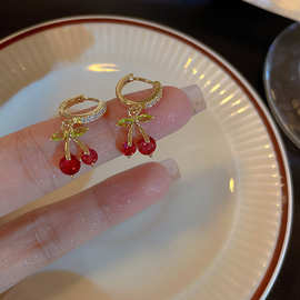 新款亚马逊跨境新款甜美可爱锆石樱桃吊坠耳环百搭环状镶嵌耳饰品