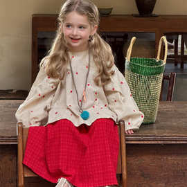 尖子蛋韩系童装2025春夏新款女童衬衫爱心刺绣棉布圆领上衣长袖