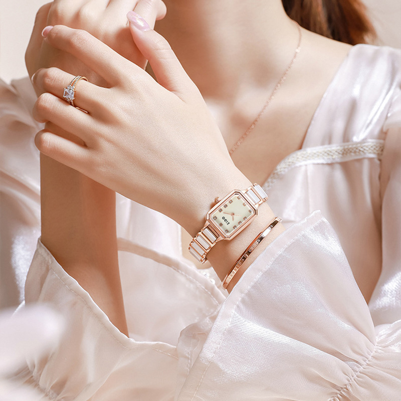 Women's Square Quartz Watch With Ceramic And Steel Bracelet_voghion.com