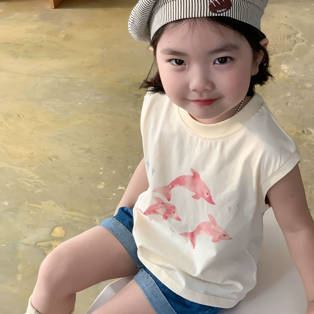 Летний вязаный топ без рукавов с цифровым принтом для девочек в корейском стиле, модная и универсальная футболка с дельфинами для маленьких девочек 062