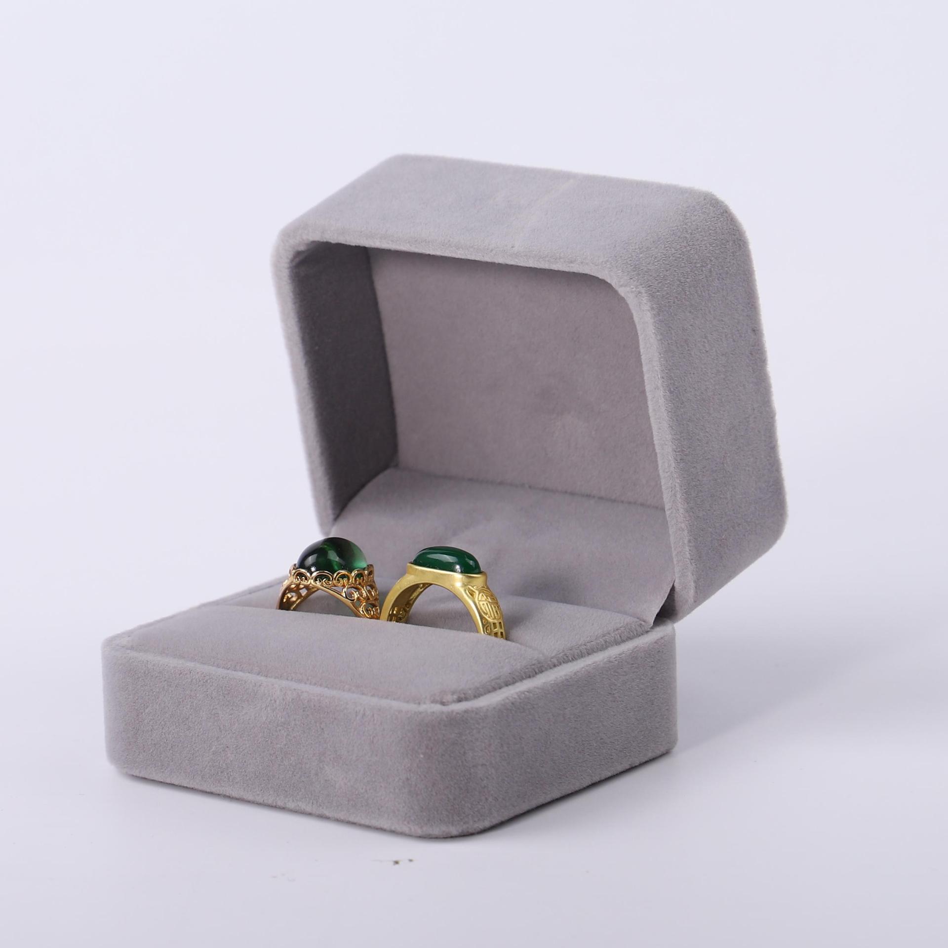 Fuente fábrica venta directa franela joyería caja de embalaje collar pendientes caja de anillo pulsera colgante caja de cadena de mano al por mayor