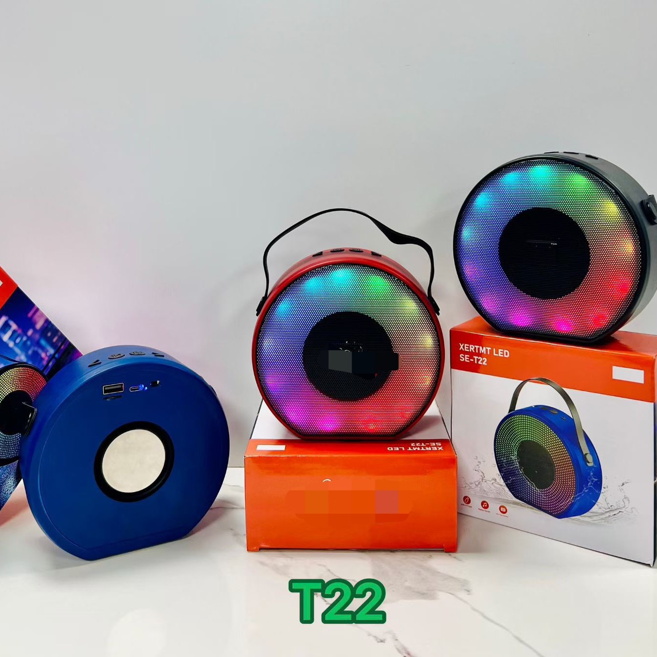 跨境新款SE-T22迷你手提蓝牙音箱户外便携式RGB灯桌面插卡小音响
