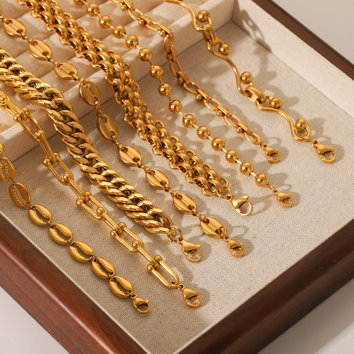 20g Weight PVD Coated Gold Plating Process Lobster Trigger Clasp Closure Clasp Closure Type 18K Real Gold Plated Plating Material Necklace Classification 304 Stainless Steel Chain Material Cuban Link Chain Curb Chain, coffee bean chain, ball chain Chain Type 1 Piece Quantity Casual, Daily Occasion 304 Stainless Steel Material Geometric Pattern Women's Gender IG Style, Vintage Style Style Waterproof Non Tarnish, Plating Craft PVD Coated Real Gold Plated Geometric 304 Stainless Steel IG Style Vintage Style Waterproof Non Tarnish 304 Stainless Steel Lobster Trigger Clasp Closure Necklace 2
