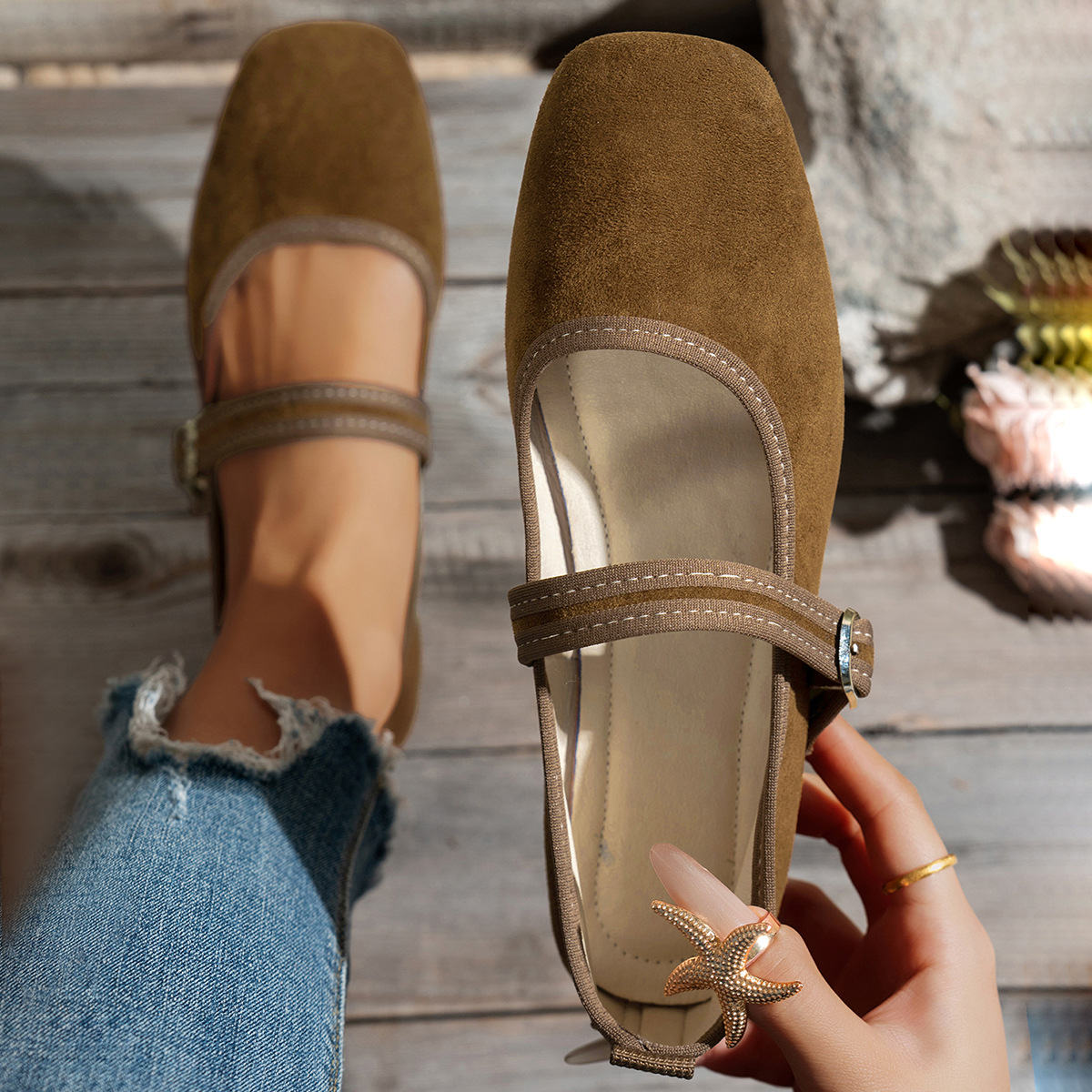 Zapatos retrógrados de cabeza cuadrada de mujer, zapatos de hebilla de talón bajo, dos zapatos de mujer para viajes literarios