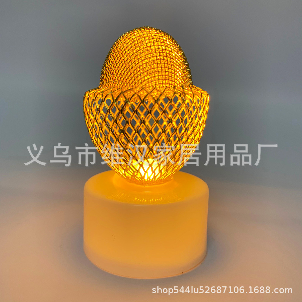 Transfronterizo Oriente Medio malla de alambre hueca dorada lámpara de vela electrónica de hierro forjado lámpara de noche LED decoración de escritorio iluminación