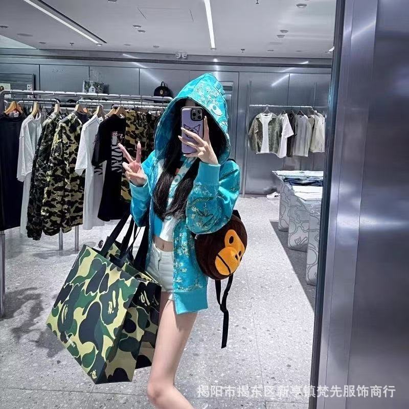2025 Autumn and Winter American Couple Style Shark Japanese Style Trendy Brand Shark Mint Mambo Sunflower Pattern Hooded Sweatshirt