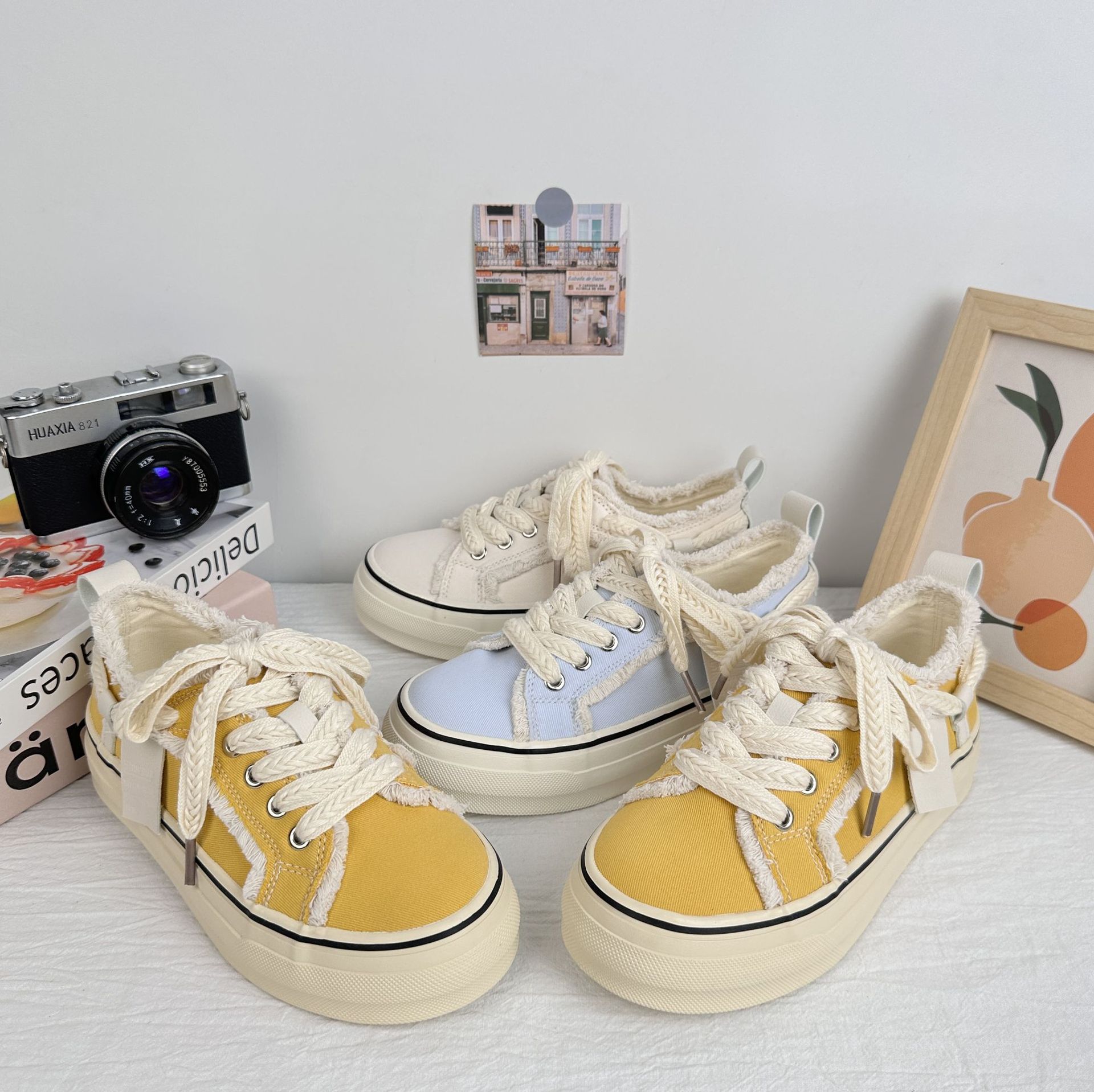 Onda lejana 2025 verano suela gruesa aumento zapatos de lona casuales zapatos de mendigo de corte bajo súper caliente para mujer