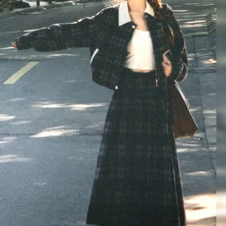 Академическая юбка в клетку 2024 нового женского осеннего и зимнего учебного интервью