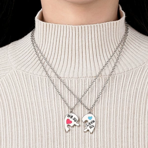 Fashion Alloy Pendant Necklace for Sisters in Winter, Hot Item for Women Accessories
