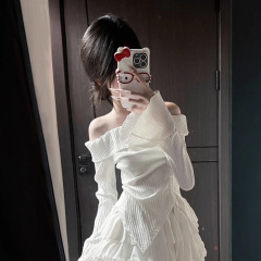 高冷白月光 秋装新款芭蕾风辣妹设计感一字肩上衣甜美风半裙套装