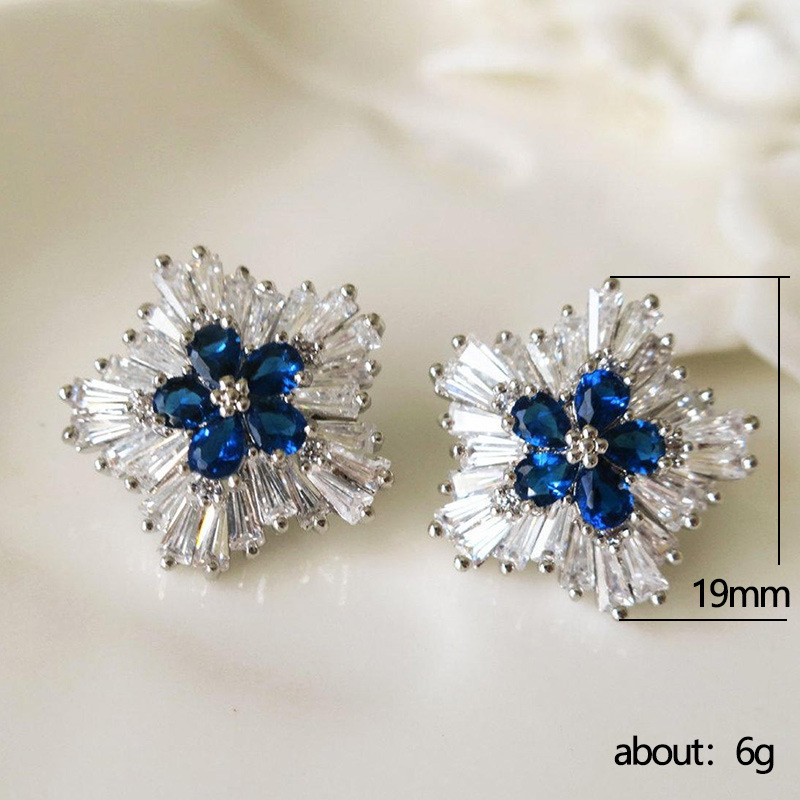 Cao Shi Taobao Live recomendar dulce copo de nieve fresco Zircon Stud pendientes mujer Navidad creativa pendientes regalo image 5