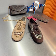 �W��վGŮЬ26���r�и��Ӿ����Wƴ��SƤ�A�^���e��ƽ��ϵ����Ь