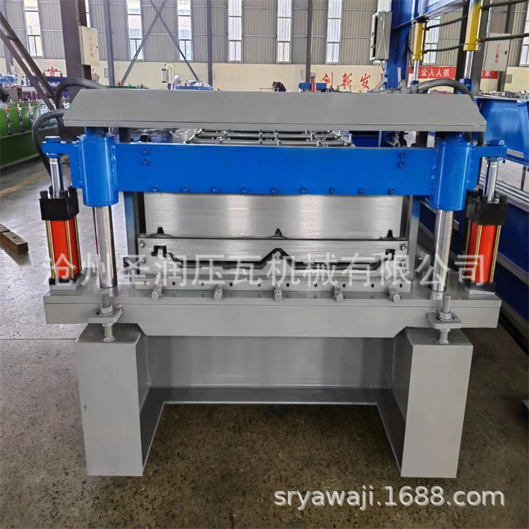 全自动数控820角驰压瓦机  高空角驰板机器 彩钢压瓦机