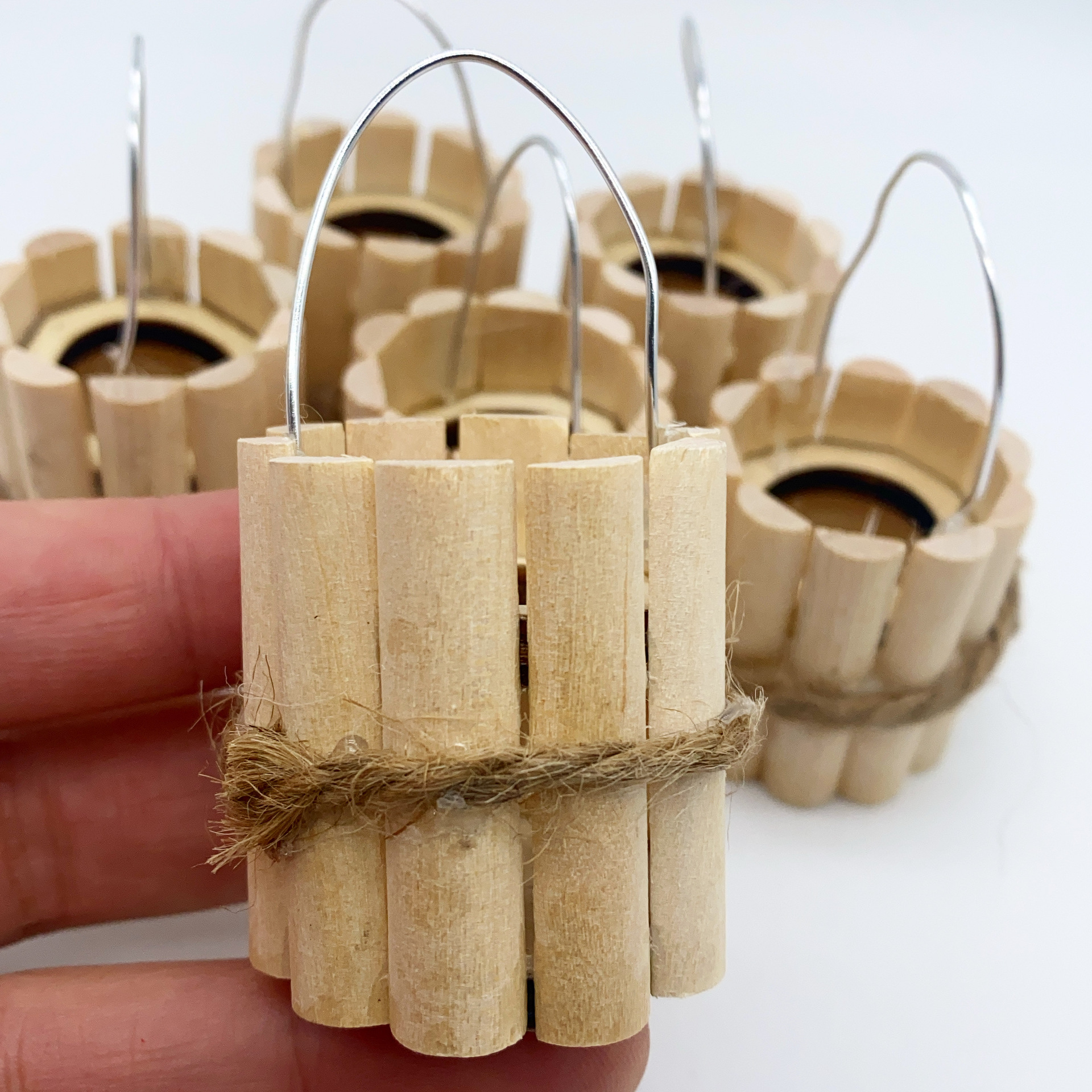 Dollhouse1 : 12 Mini Dollhouse pocket furniture parts BJD scene shot prop Mini bucket