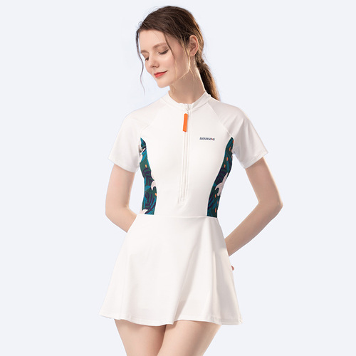 Momasong new women's short-sleeved one-piece swimsuit professional conservative hot spring slimming belly skirt style seaside swimsuit