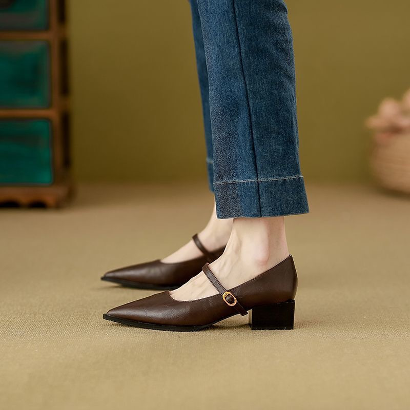 Temperamento francés Marie-Zhen zapatos para mujeres 2026 primavera y verano nuevo tipo de hebilla universal retro viaje agudo zapatos para mujeres