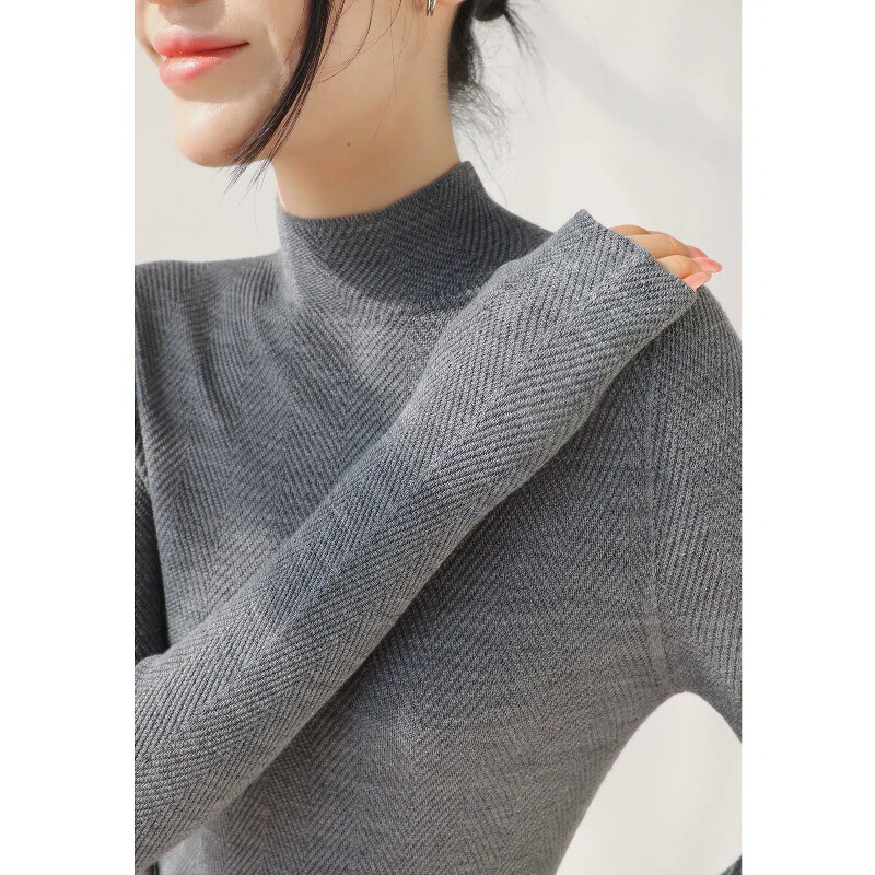 High-End Yangtze Yarn Water Ripple Seamless Wool Knitwear Women's Autumn and Winter Half Turtleneck Long-Sleeved Bottoming Knitwear High-End Yangtze Yarn Water Ripple Seamless Wool Knitwear Women's Autumn and Winter Half Turtleneck Long-Sleeved Bottoming Knitwear
