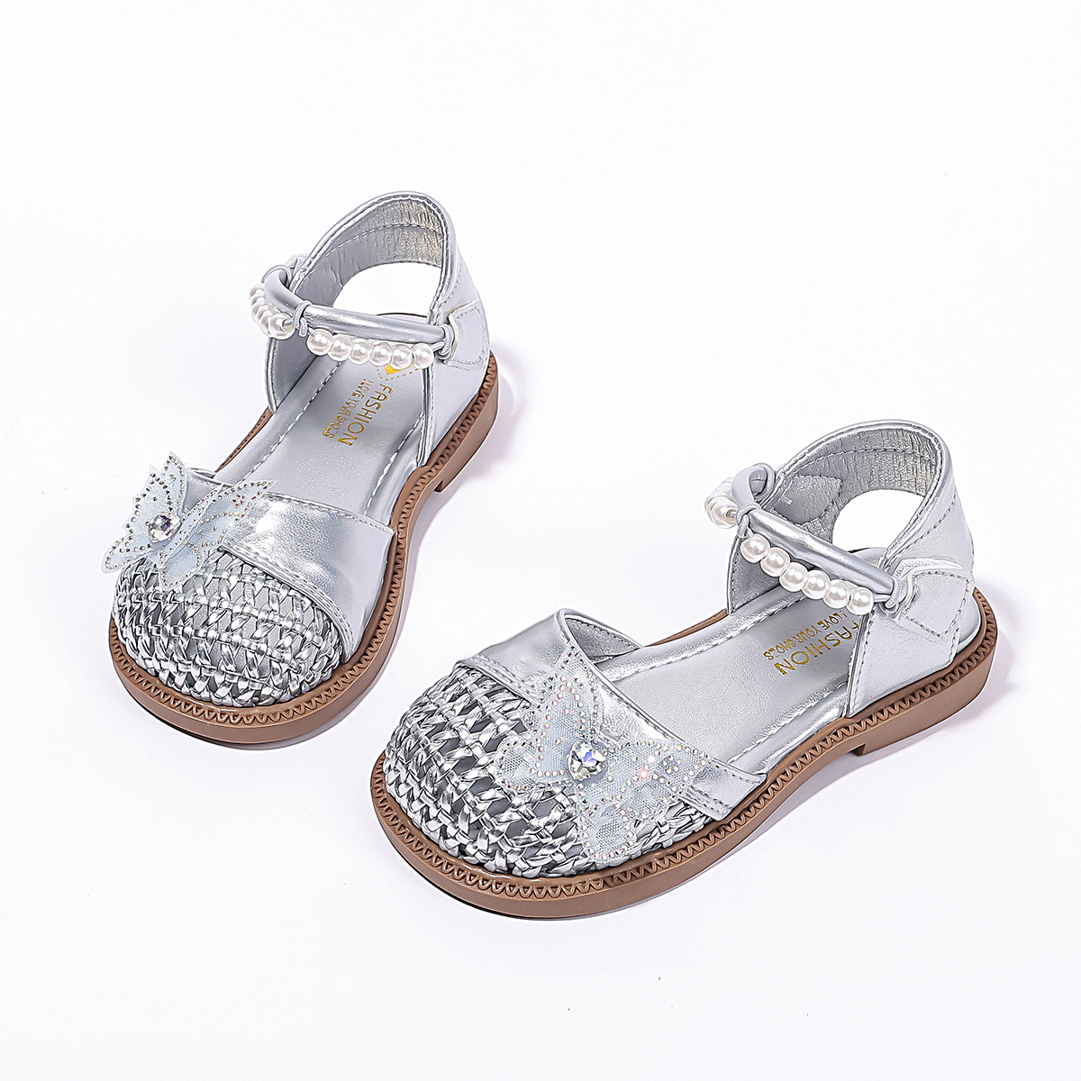Niñas sandalias 2026 verano nuevos niños respirantes huecos zapatos de arco suave zapatos princesa para niños