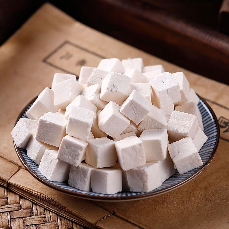 White Poria Fu Ling Dried Sclerotium Cubes 500g for Tea and Soup Traditional Chinese Herb quality and texture