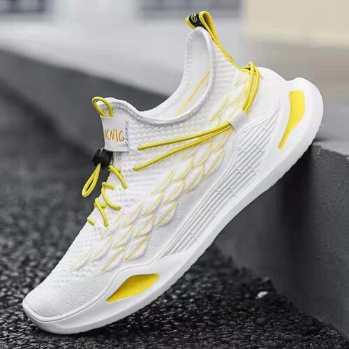 Spring new breathable casual sports shoes Korean style trendy lightweight fashionable and comfortable running shoes