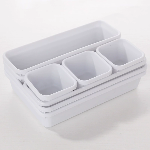 White set, 8 pieces