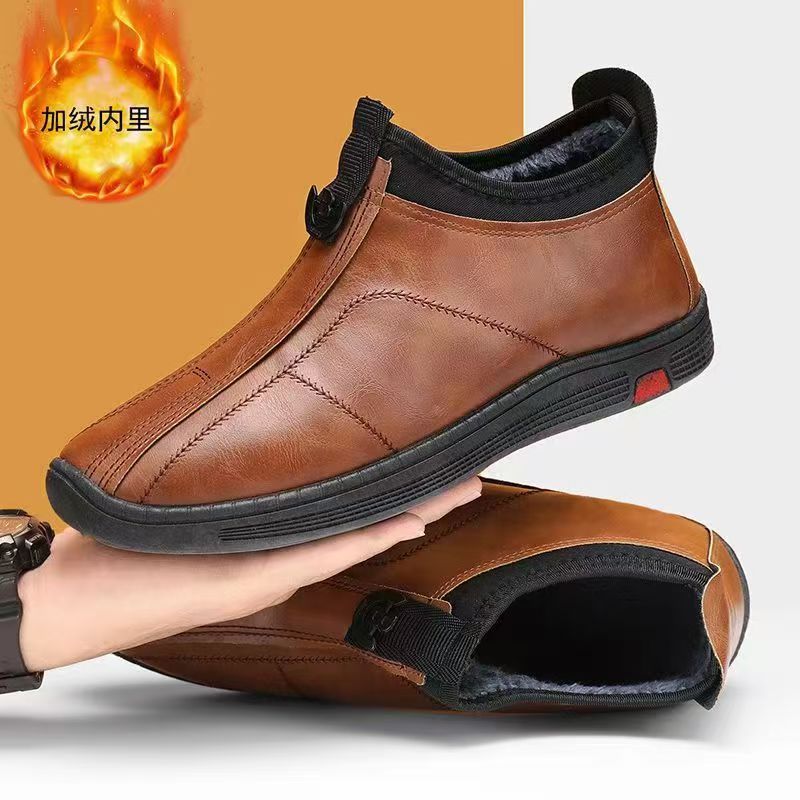 Invierno nuevo hombre de mediana edad zapatos de cuero de algodón antideslizante zapatos de cuero de terciopelo más grueso calentamiento de base suave zapatos de cuero de algodón