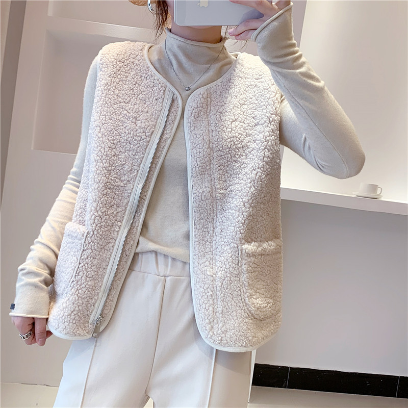 Chaleco de piel de cordero de imitación 2024 nuevo estilo otoño e invierno todo en uno chaleco de celebridad de Internet chaqueta de chaleco de chaleco de todo fósforo corto image 12
