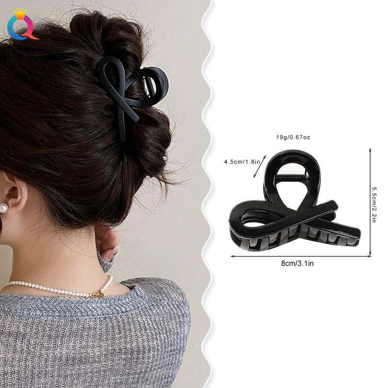 奇覧の小さいサイズのヘアピンのネクタイのクリップの半分は髪を刺します。|undefined