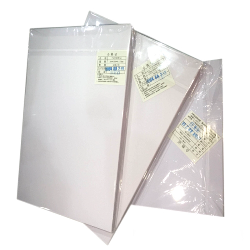 Материал для карт с ПВХ-ламинацией 0,15 мм, печатный материал 0,25 мм, 0,46 мм, 0,6 мм, средний материал