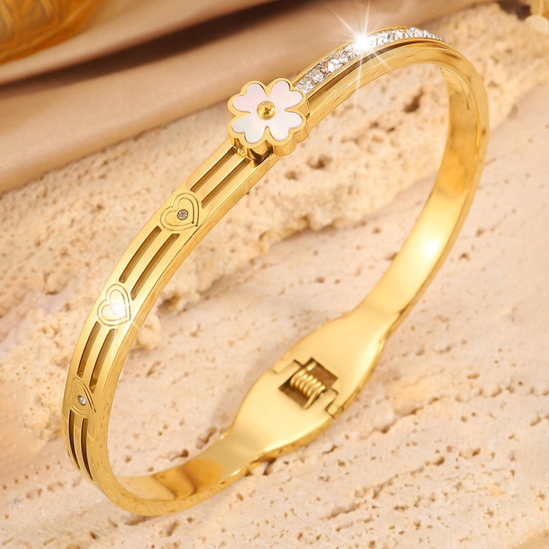 【131】SZ300-1 Golden Four-leaf Clover Love Bracelet