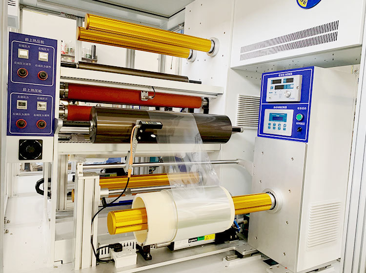 ZK-R2R-FM-500卷對(duì)卷雙面自動(dòng)覆膜機(jī)-750x56