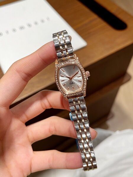Lao Jia Lady's Quartz Watch Steel Belt Niche Fashion High-end Live…