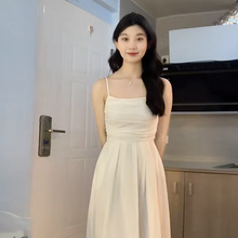 白色吊带连衣裙子女夏季2024新款清纯初恋法式气质感抹胸长裙