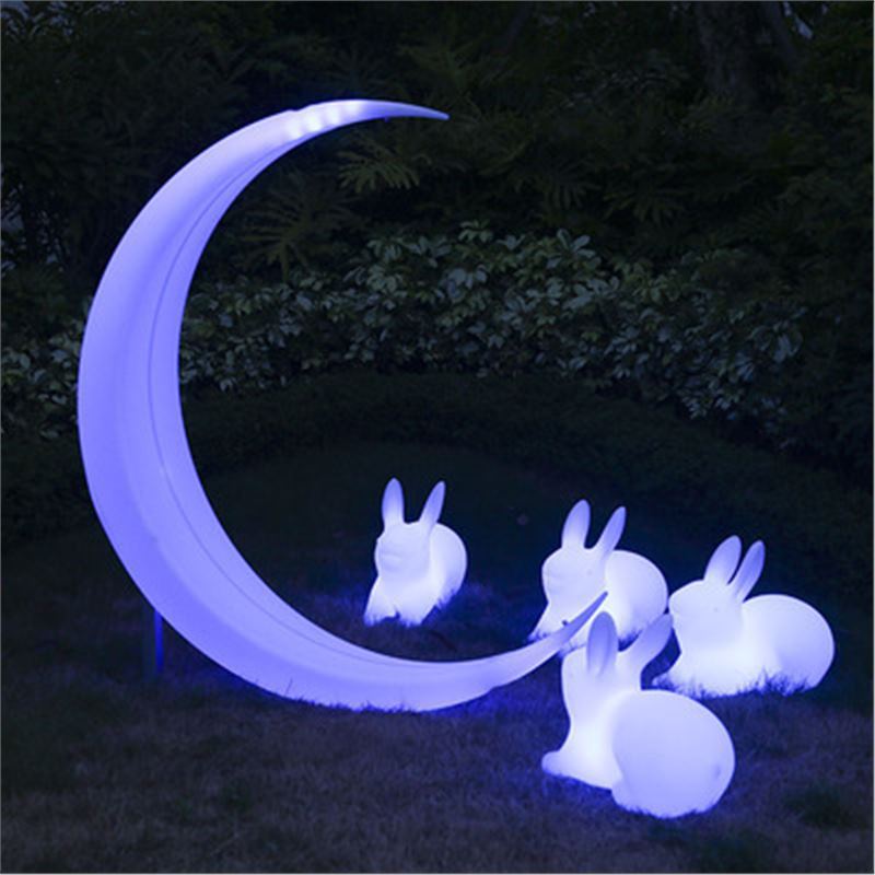 4개의 중형 토끼 + 1.5m 달의 인기 조합