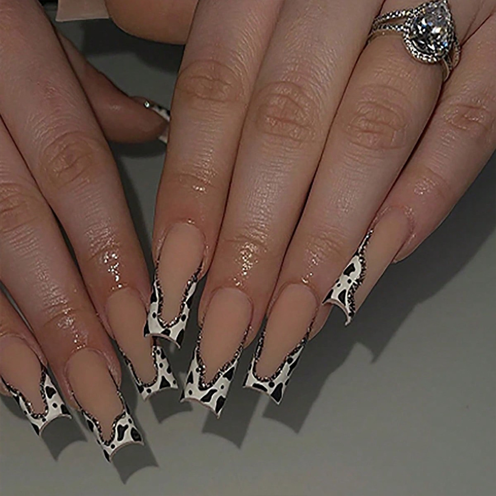 Uñas postizas de estilo francés populares transfronterizas, parches de uñas postizas largas, uñas postizas desmontables terminadas de fábrica.