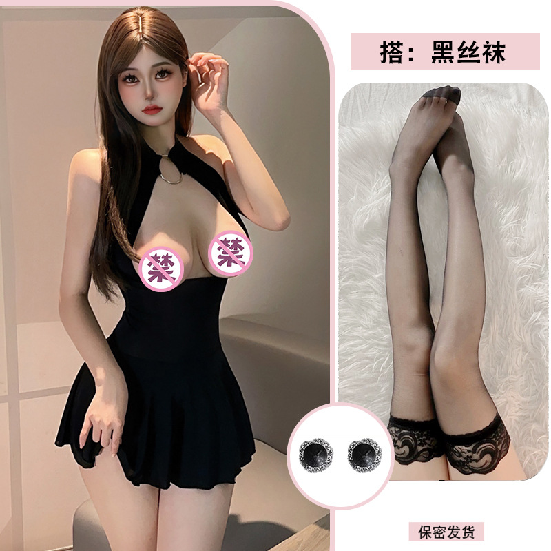 블랙 + 가슴 패치 + 블랙 스타킹
