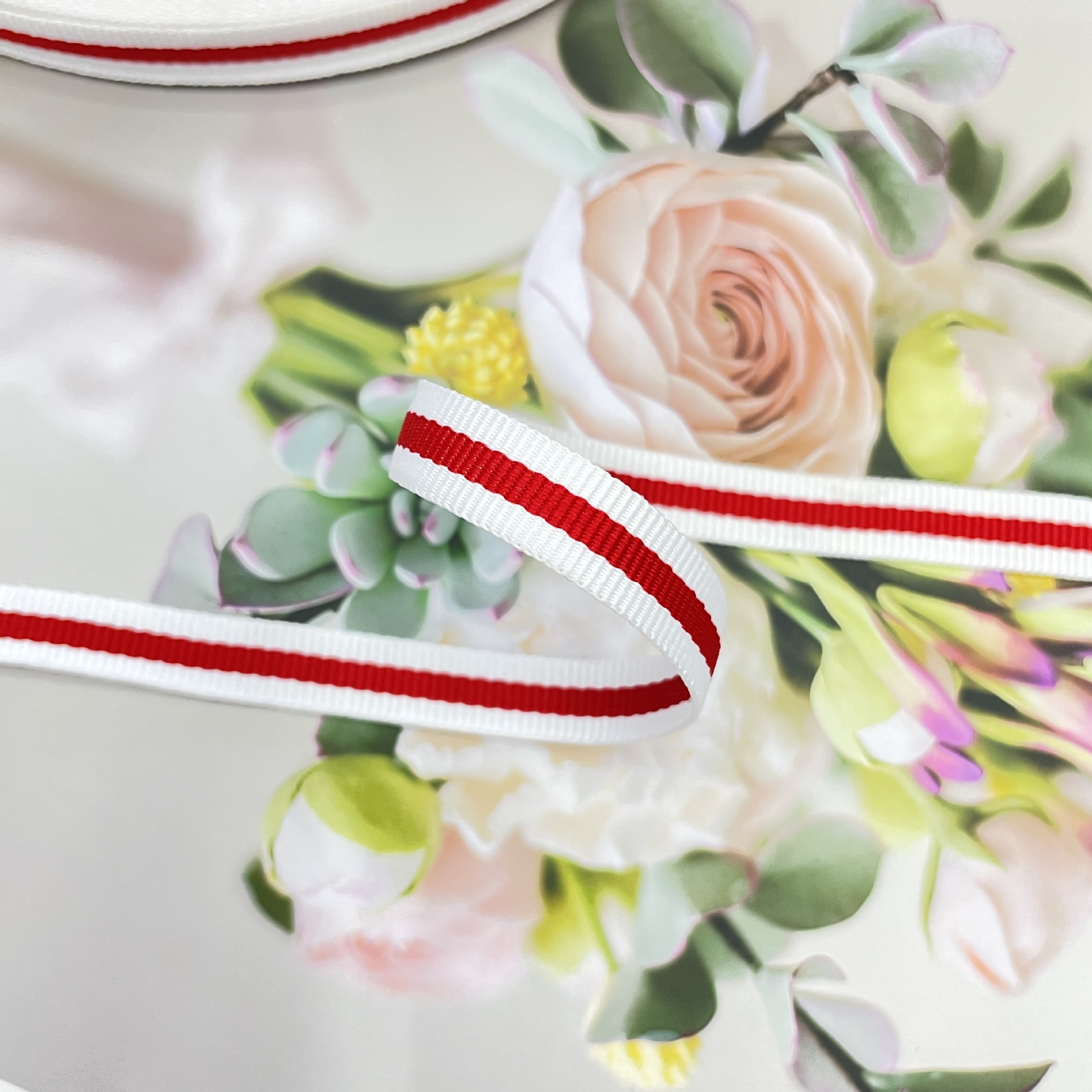 4daf2a6a7772eacf1797279aeffe51