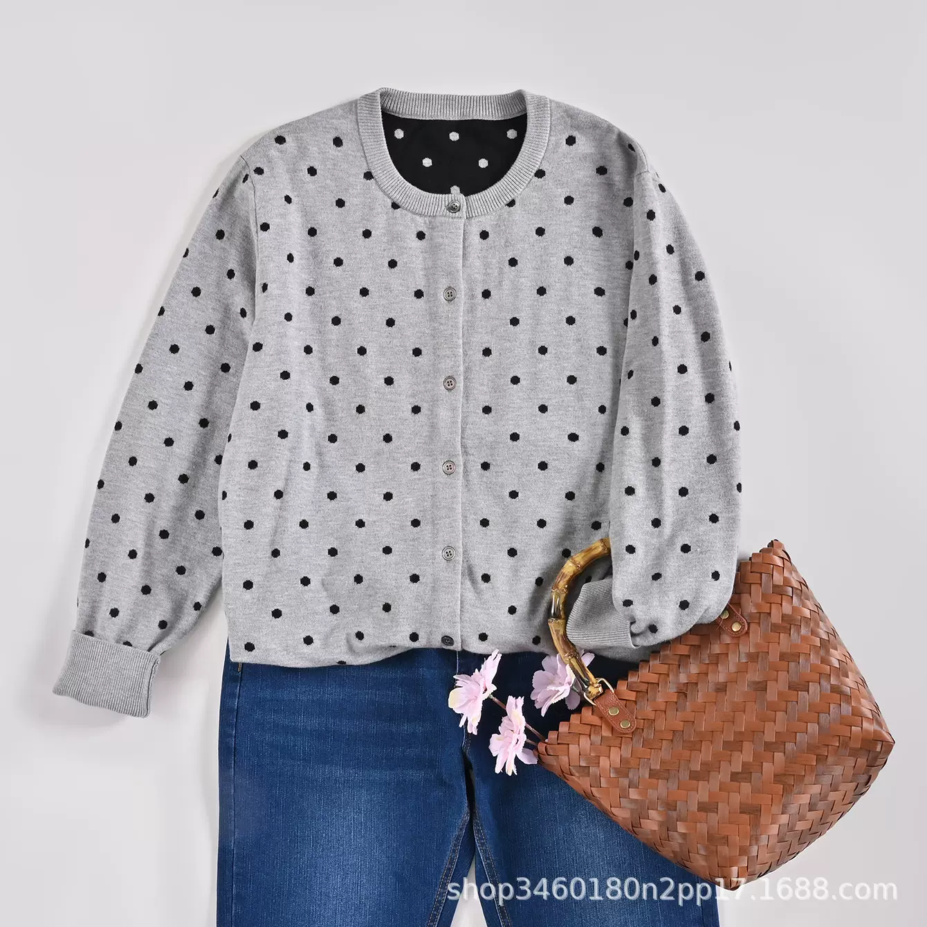 波点厚实大码毛衣慵懒休闲显白叠穿气质通勤毛衣