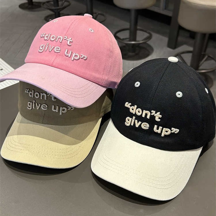 letras bordadas coreanas de color gorra de lengua de pato mujer primavera y otoño versátil cara pequeña gorra de béisbol de ala ancha protección solar de verano