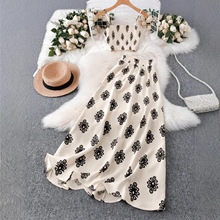 ���|�p�g�nϵ�r�����b ����ͨ�ڰ���ȹ�羳�¿�߼���Ů�ļ����b