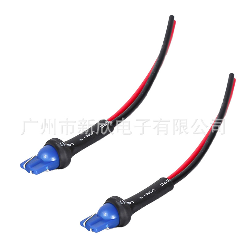 Tiankun transfronterizo de suministro caliente T10 conector con alambre 5W adecuado para coche ancho luz macho Enchufe europeo y americano Venta caliente