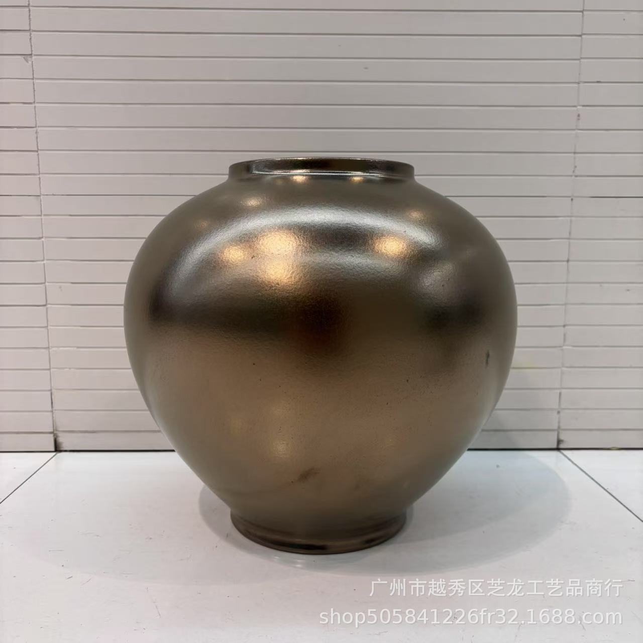 직경 34 구경 16 높이 32CM