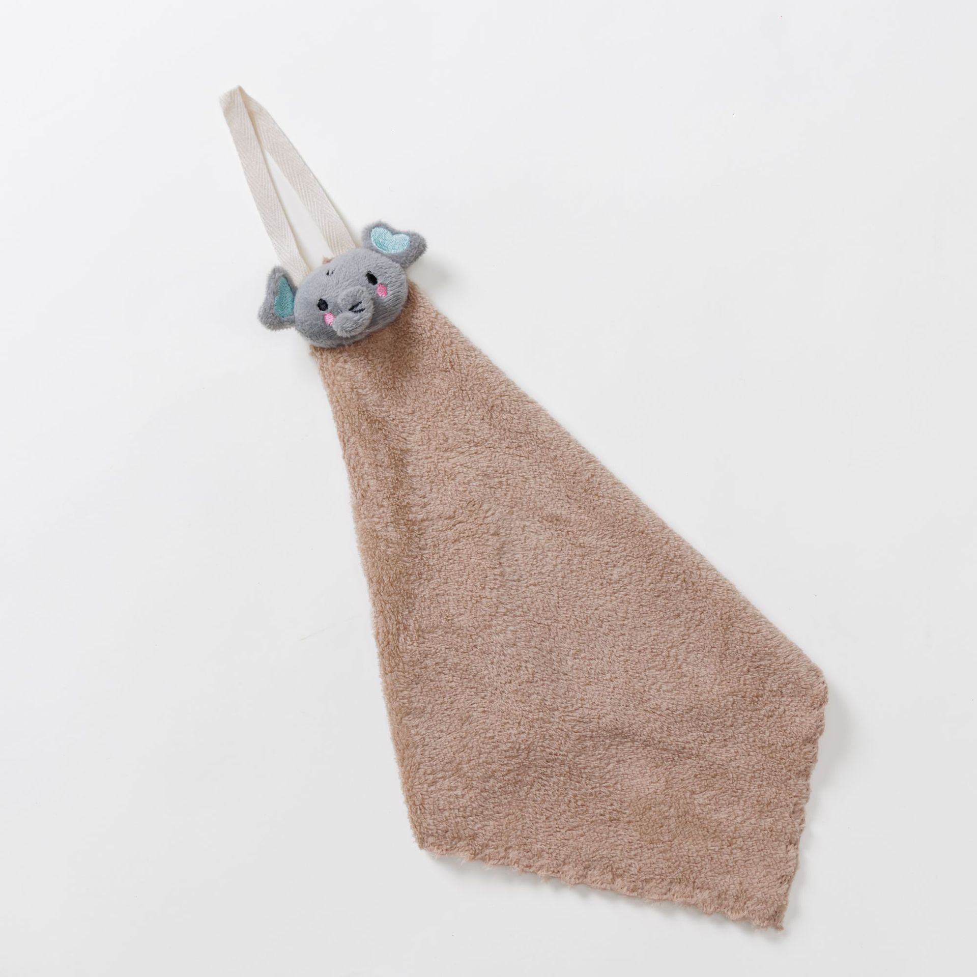 코끼리 (갈색 사각 스카프) (실사, 고화질)