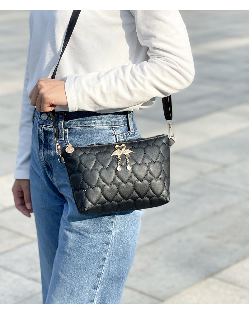 Women's Small Pu Leather Swan Heart Shape Streetwear Square Zipper Crossbody Bag display picture 5