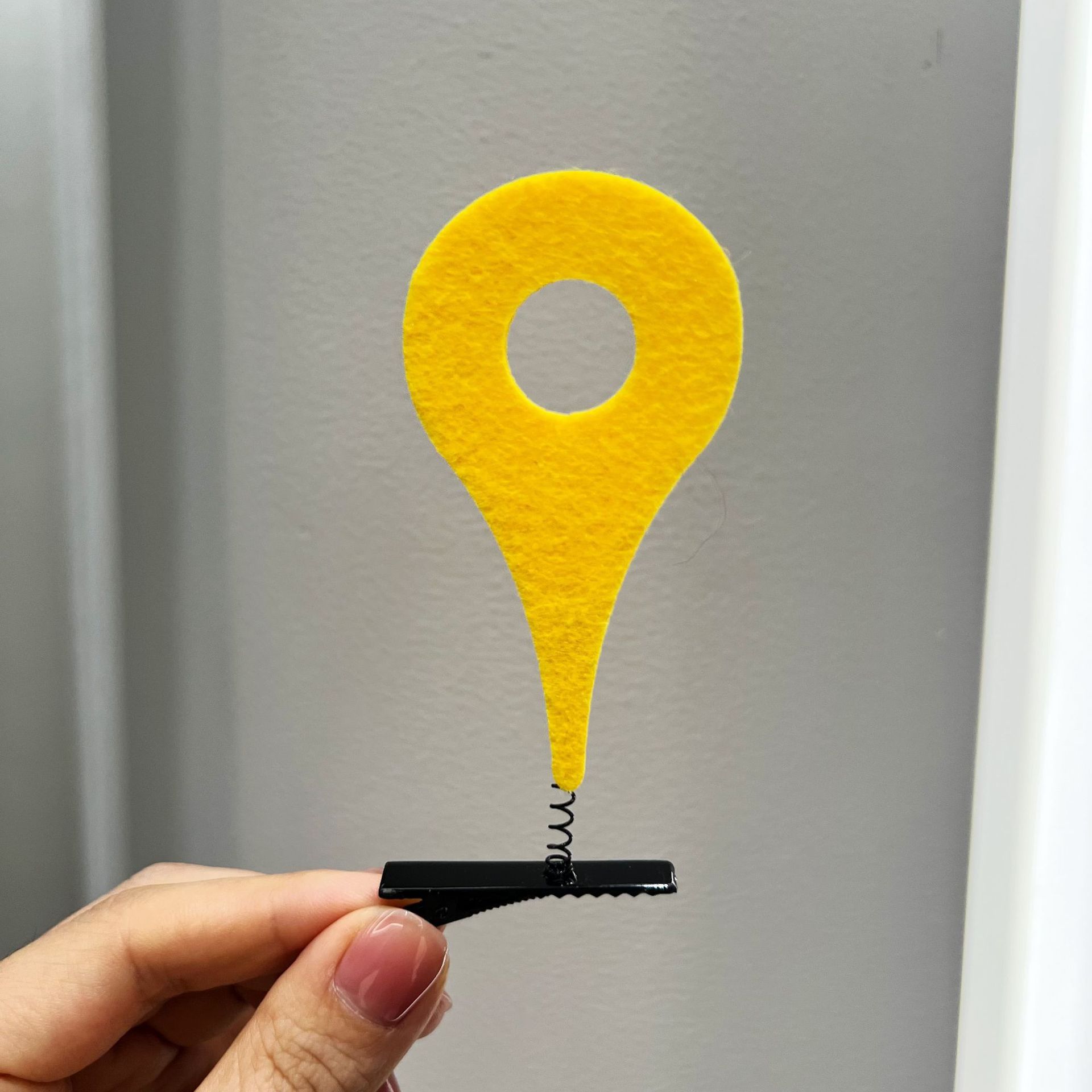Presilha de cabelo amarela para posicionamento (1 unidade)
