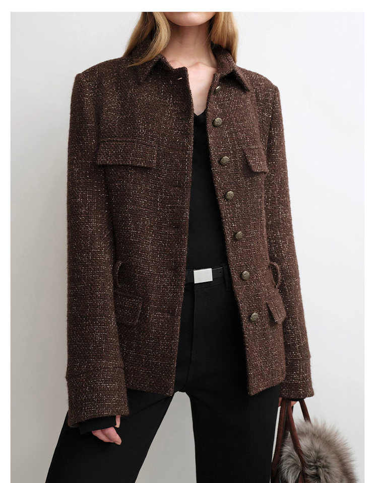Áo khoác nữ dáng ôm kiểu sơ mi chất liệu dạ tweed lông cừu kèm thắt lưng, dài tay, cổ vest — Màu đỏ rượu Port chi tiết 12