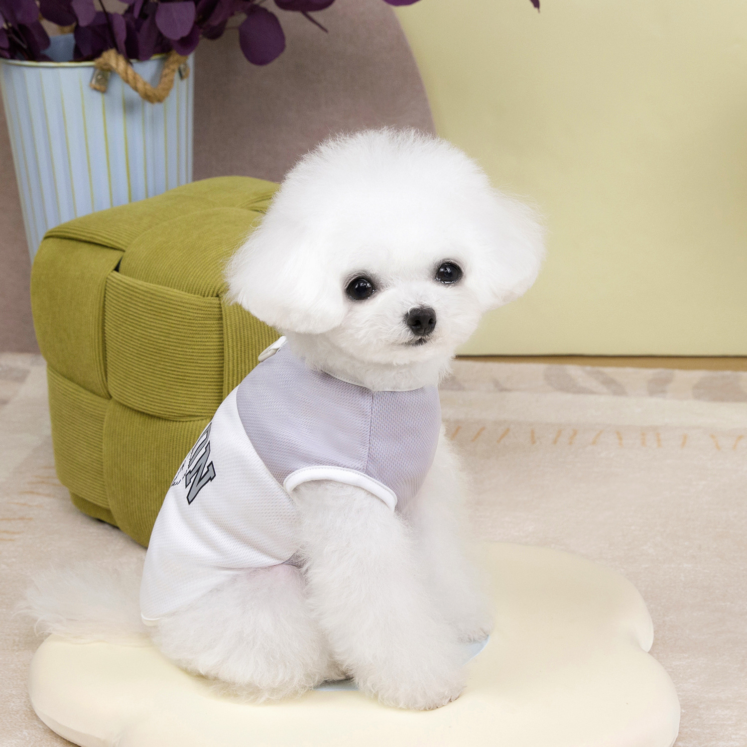 회색