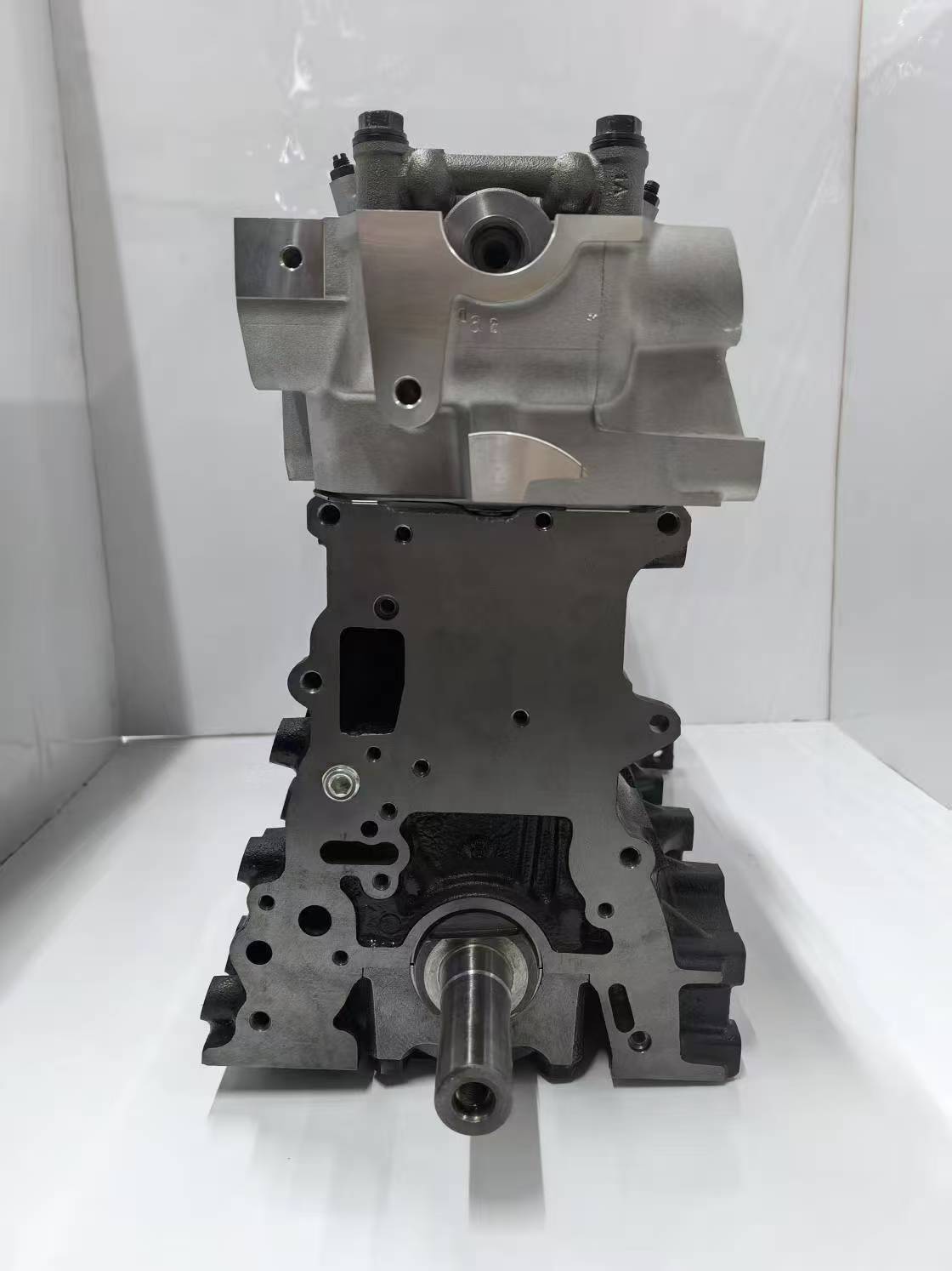 Suitable for Toyota Hiace Hilux 22R Engine, Cylinder Head and Cylinder Block Assembly, Brand New Domestically Produced, with One Year Warranty